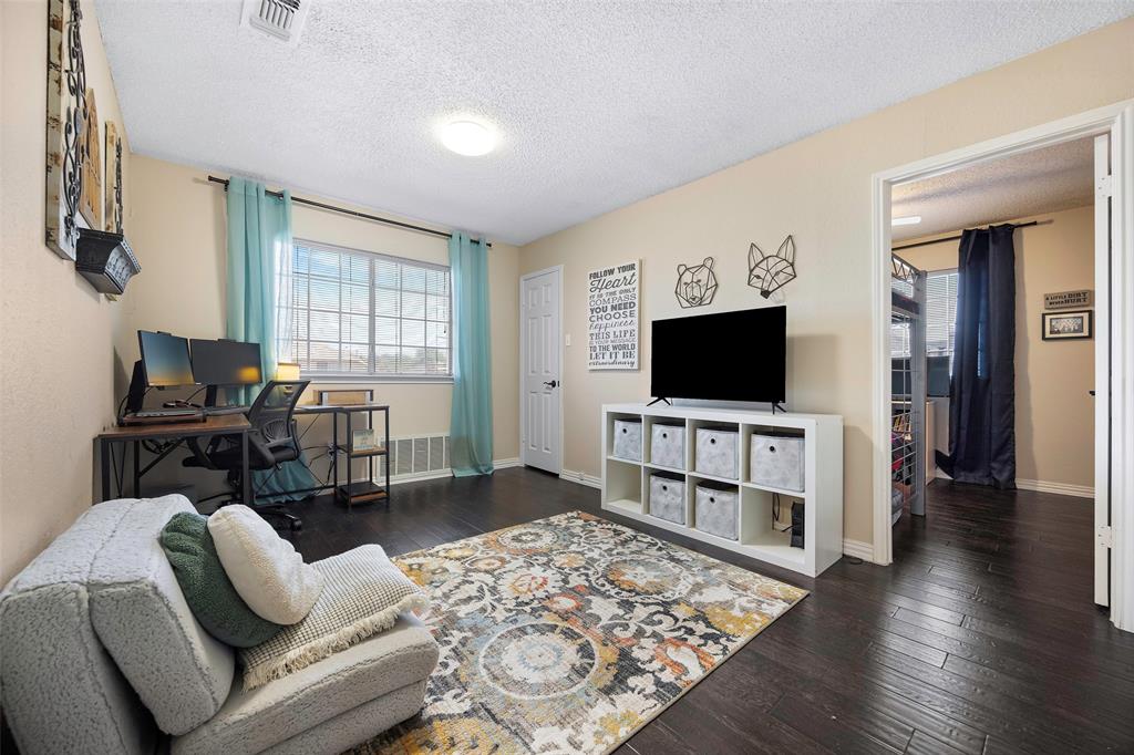 6529 Bandalia Drive Property Photo 20