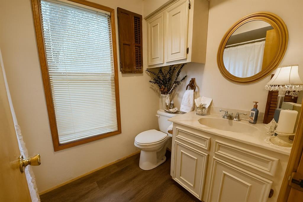 314 Cockerell Street Property Photo 10