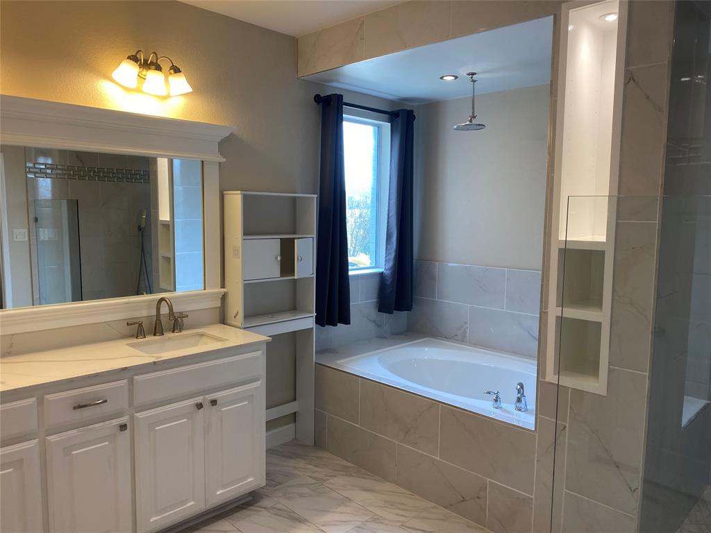 2920 Pinehurst Property Photo 25