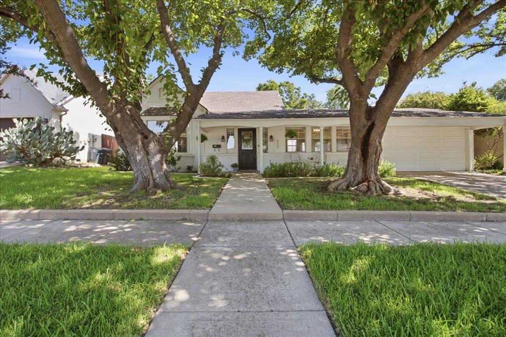 4520 Birchman Avenue Property Photo 2