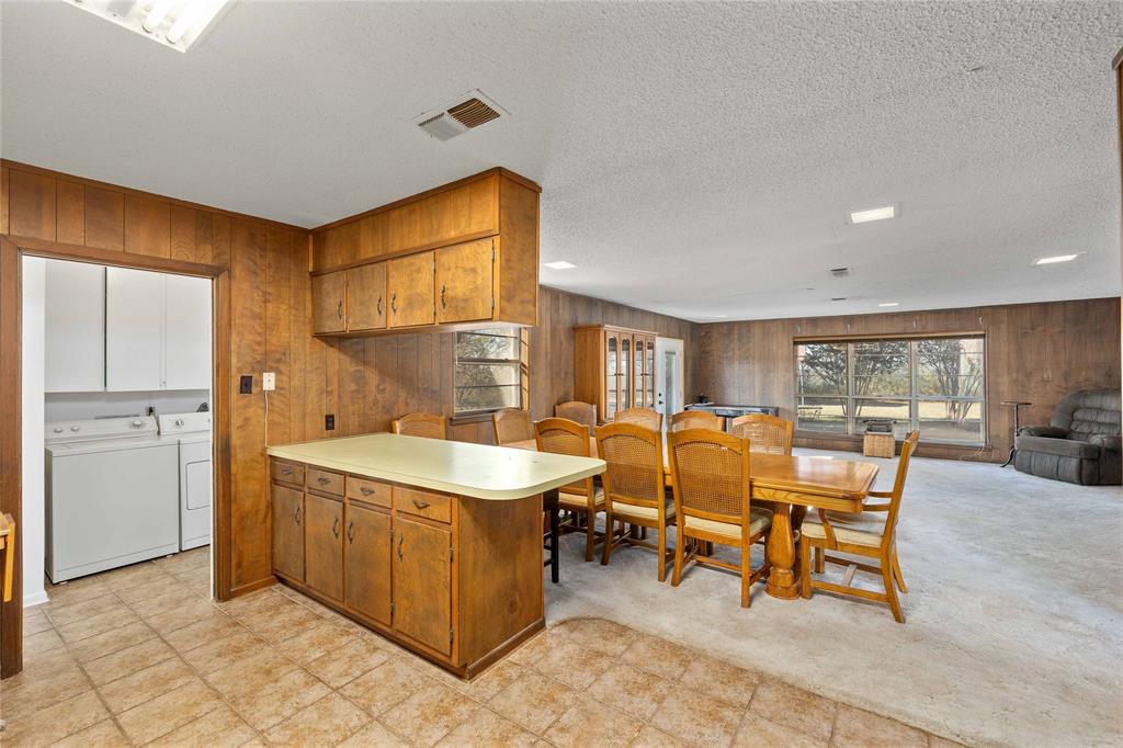 4701 County Road 337 Property Photo 8