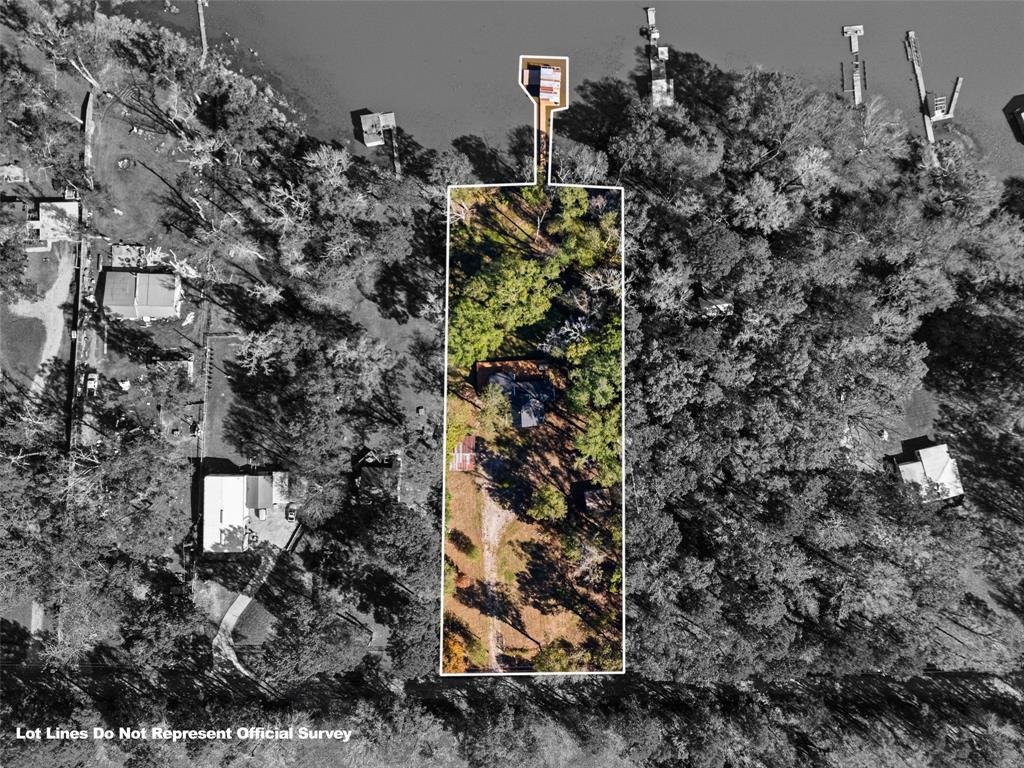 494 N Lake Drive Property Photo 4