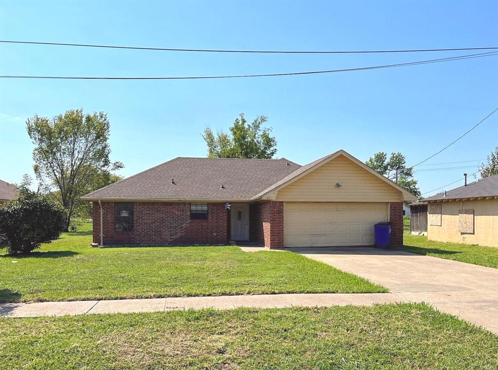 503 E Fm Rd 688 Street Property Photo 1