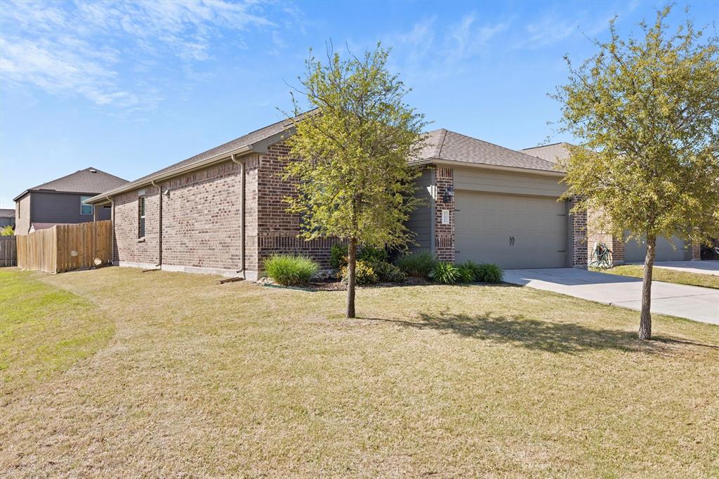 132 Bowen Street Property Photo 1