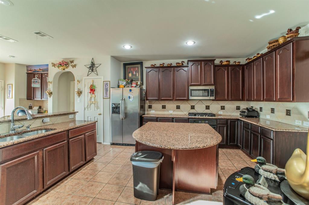2335 Shackleford Trail Property Photo 15