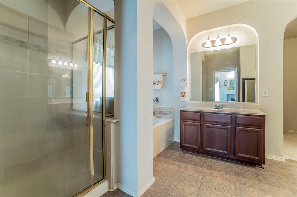 2335 Shackleford Trail Property Photo 35