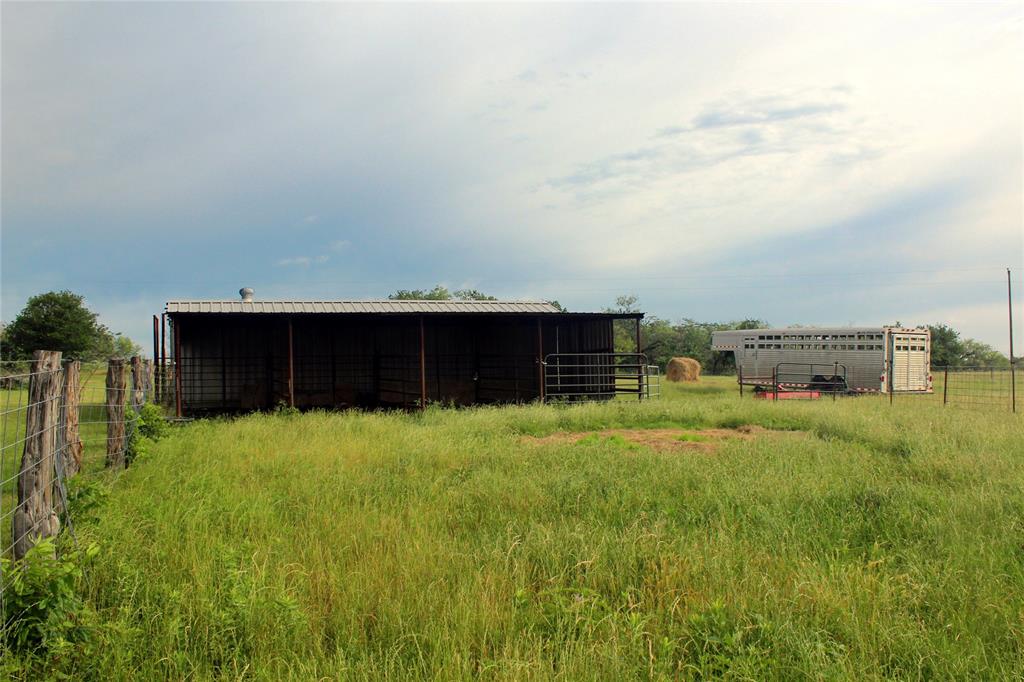 21481 Sw County Road 4040 Property Photo 28