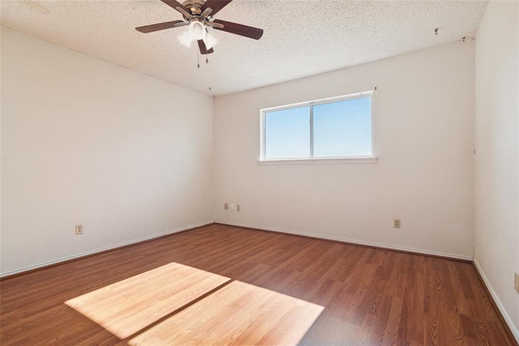 941 Maple Street Property Photo 21
