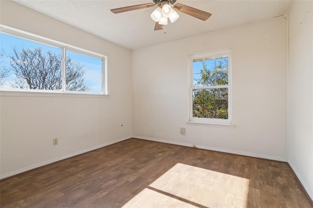 941 Maple Street Property Photo 23