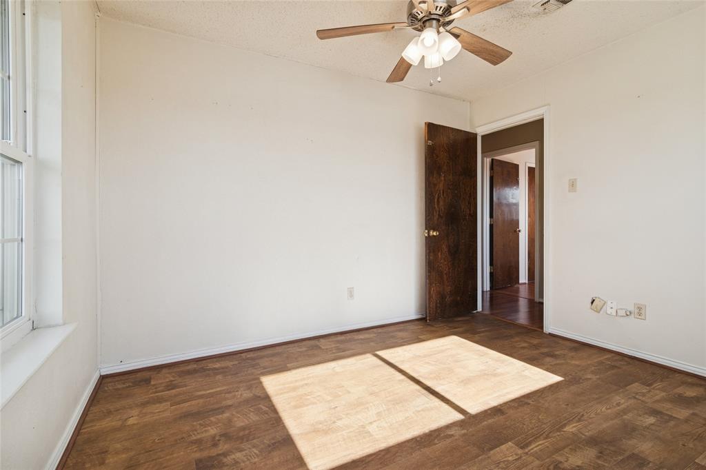 941 Maple Street Property Photo 24