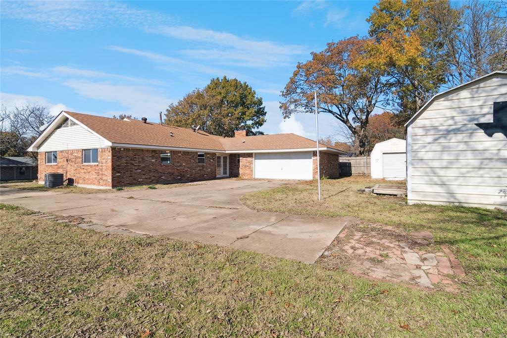 941 Maple Street Property Photo 30