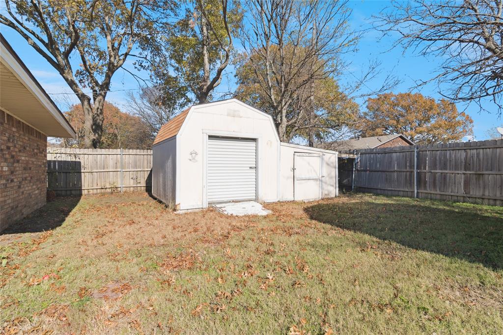 941 Maple Street Property Photo 35