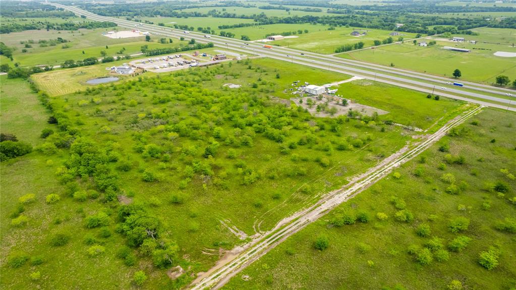 5912 E Interstate 30 Property Photo 8
