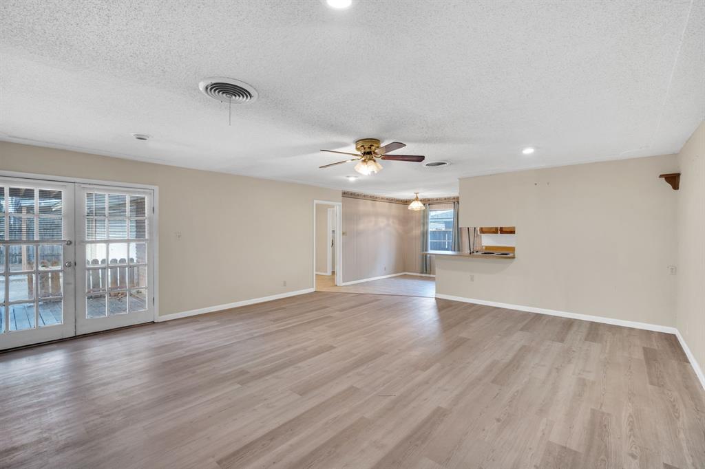1320 Apache Street Property Photo 15