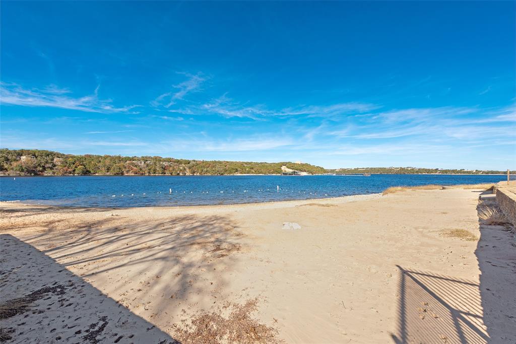 305 Somerset Hills Drive Property Photo 7