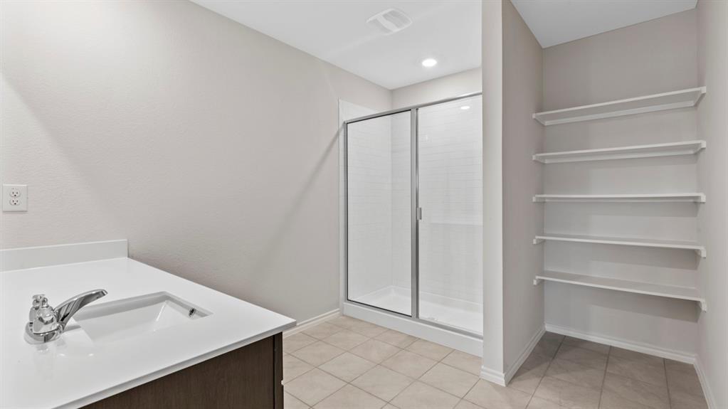 4114 Thistle Drive Property Photo 2