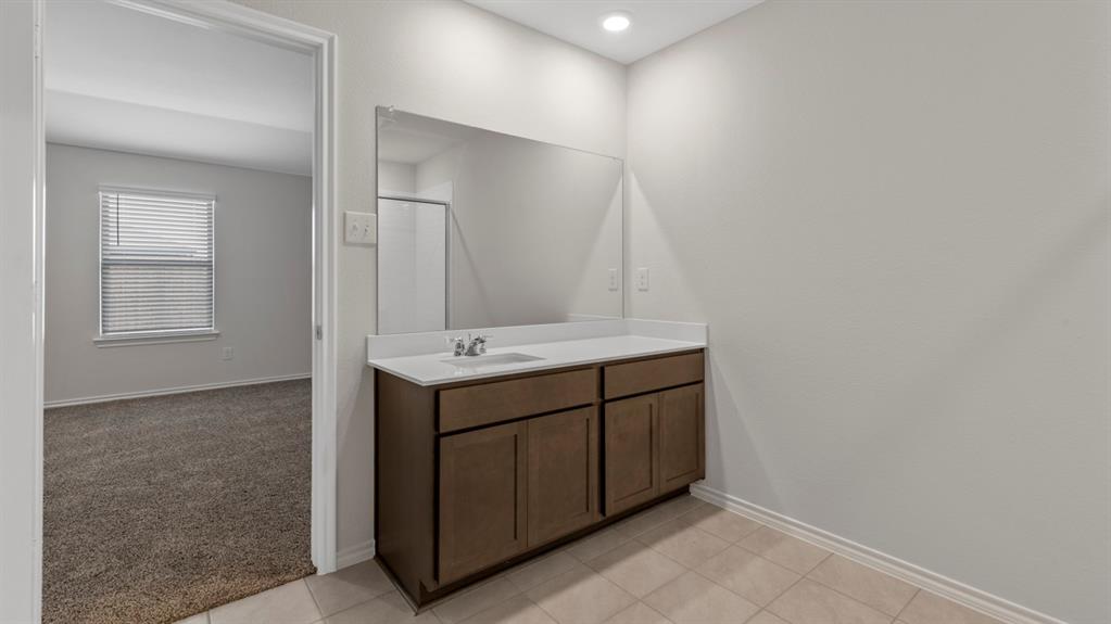 4114 Thistle Drive Property Photo 3
