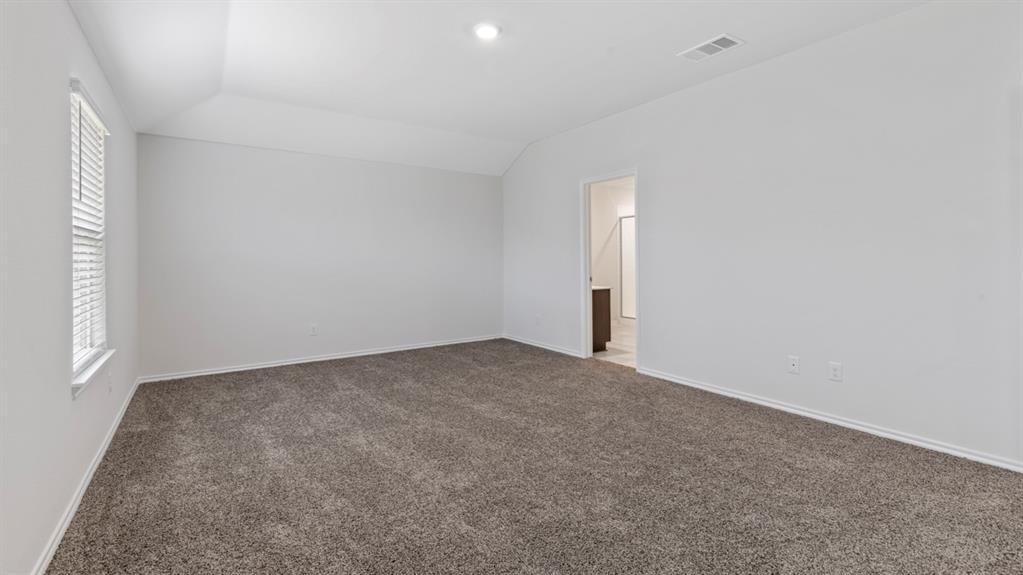 4114 Thistle Drive Property Photo 7