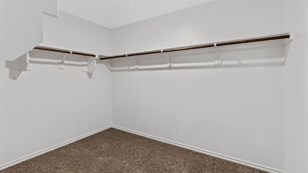 4114 Thistle Drive Property Photo 8