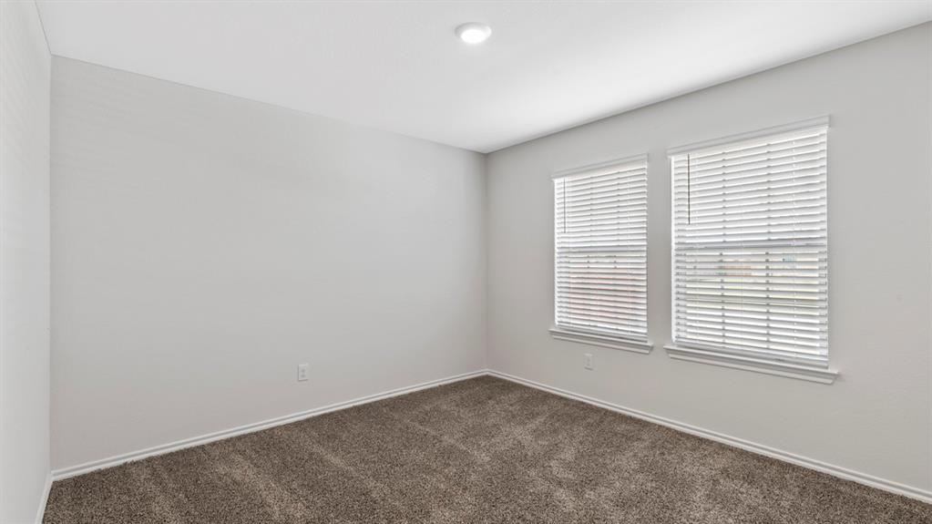 4114 Thistle Drive Property Photo 9