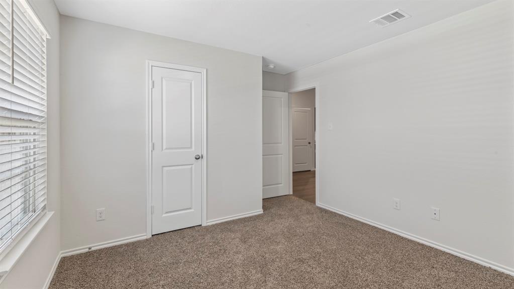 4114 Thistle Drive Property Photo 10