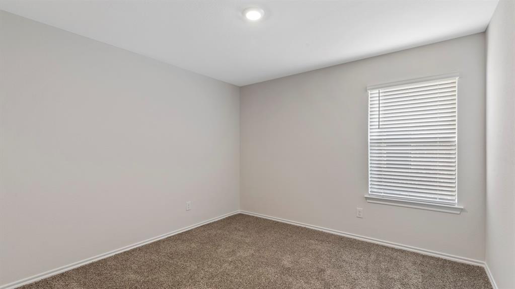 4114 Thistle Drive Property Photo 11
