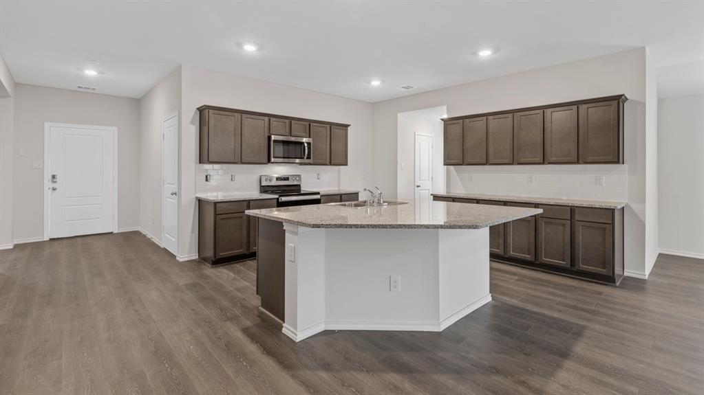 4114 Thistle Drive Property Photo 18