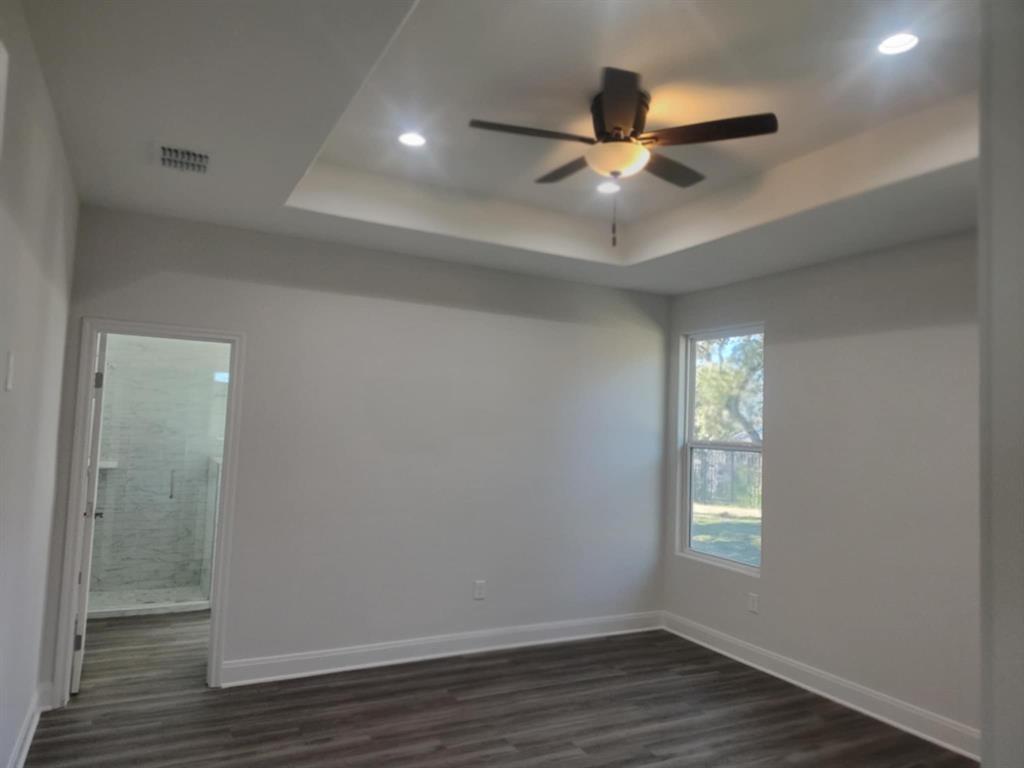 20008 Boggy Ford Road Property Photo 14
