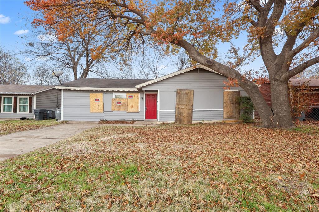 725 Emberwood Drive Property Photo 1