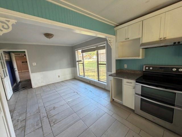 102 Newport Lane Property Photo 6