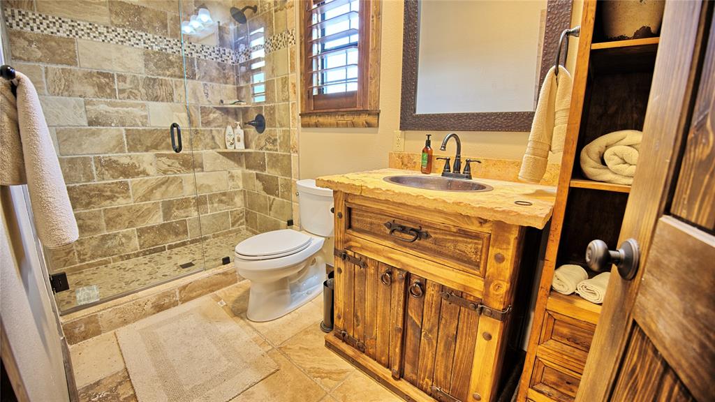 802 Fm 2634 Property Photo 3