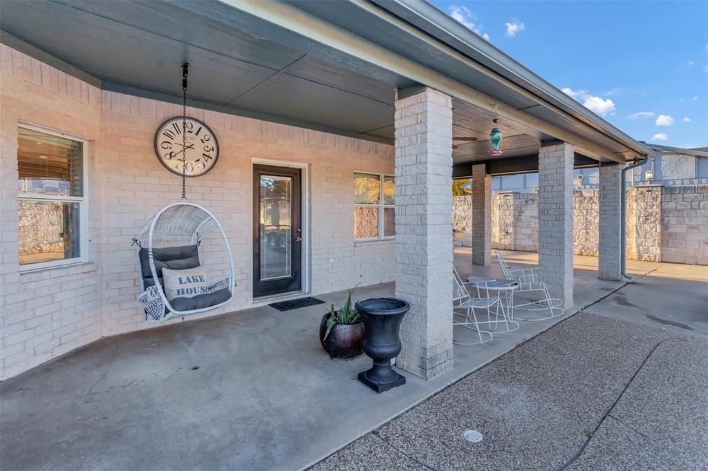 2801 Weylene Paseo Property Photo 6