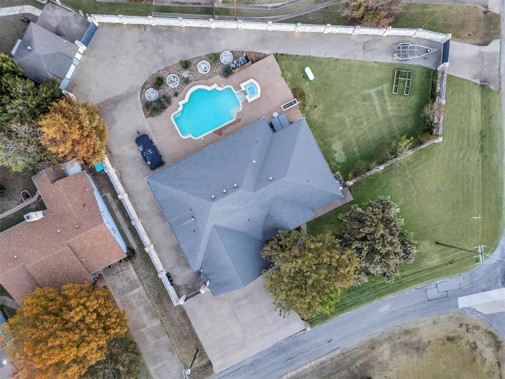 2801 Weylene Paseo Property Photo 40