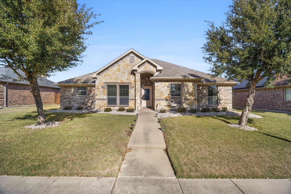 300 Regal Court Property Photo 1