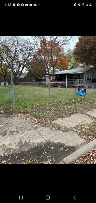 2703 Mike Street Property Photo 1