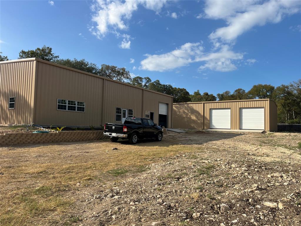 606 Hickory Ridge Road Property Photo 1