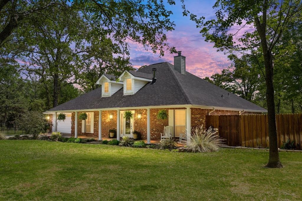 108 Forehand Drive Property Photo 1