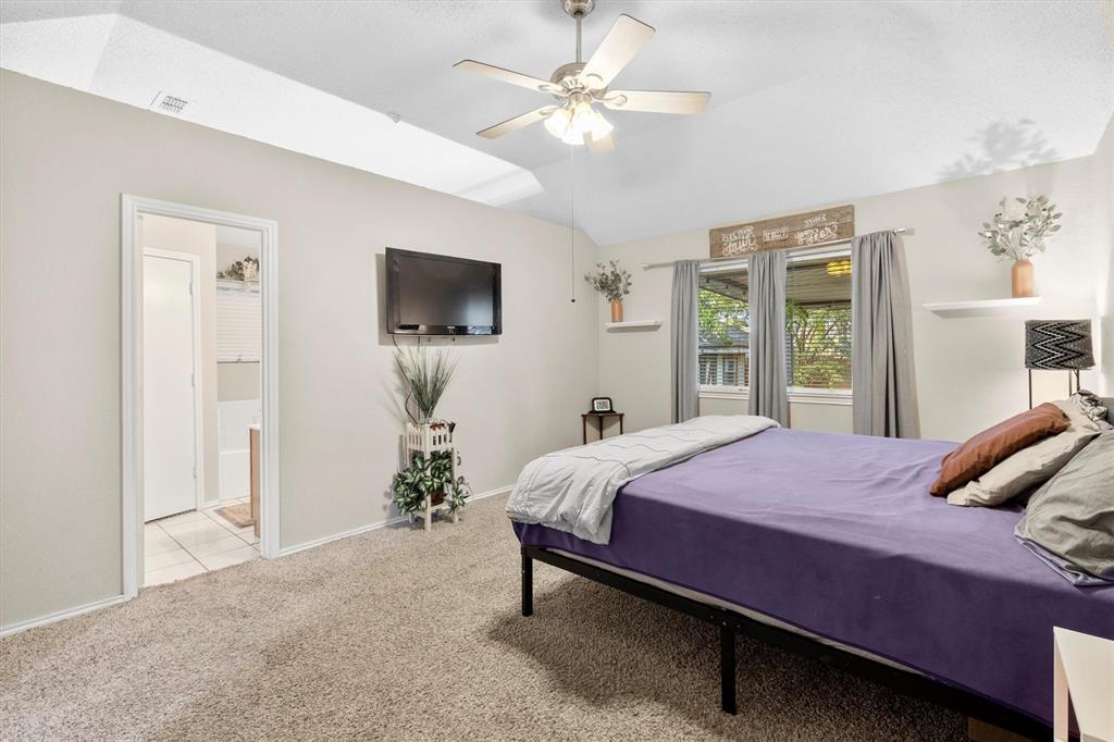 8729 Sabinas Trail Property Photo 17