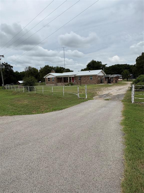 7342 Fm 1810 Property Photo 1