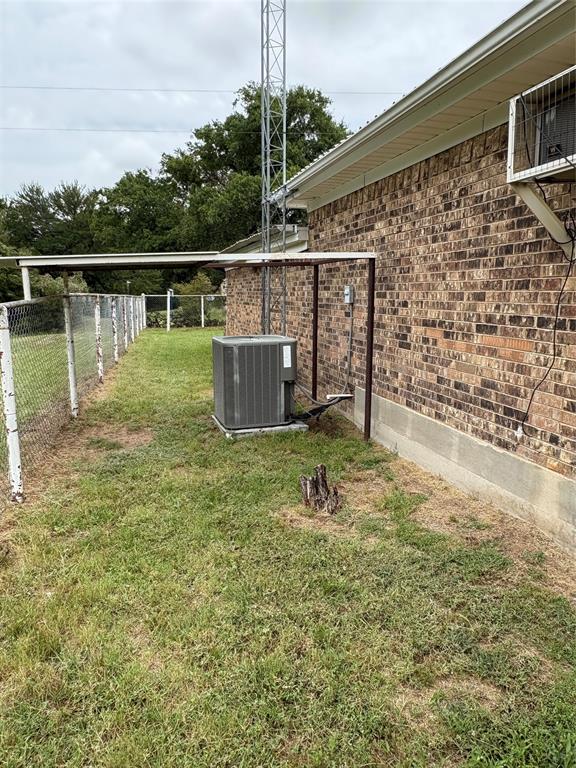 7342 Fm 1810 Property Photo 32