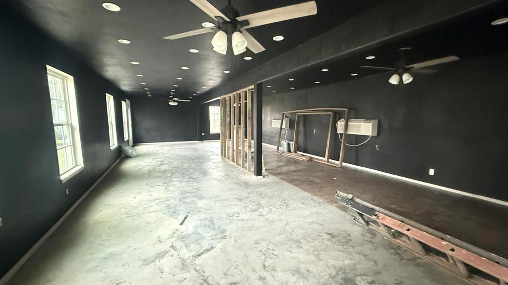 401 Hinnant Street Property Photo 17