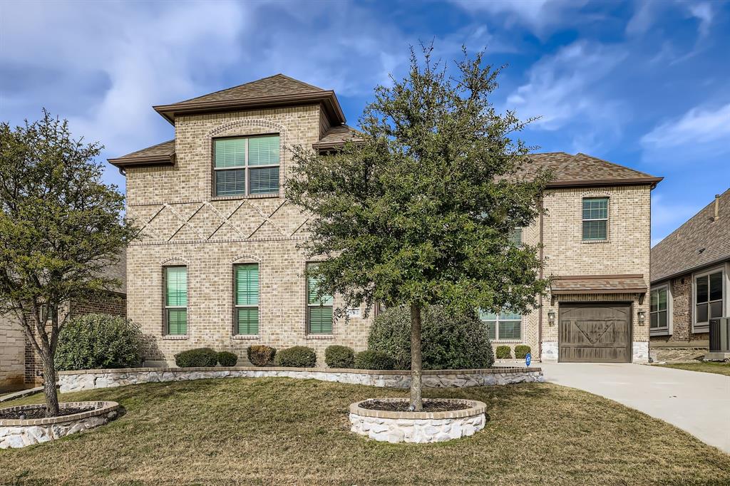 932 Hunters Creek Drive Property Photo 8