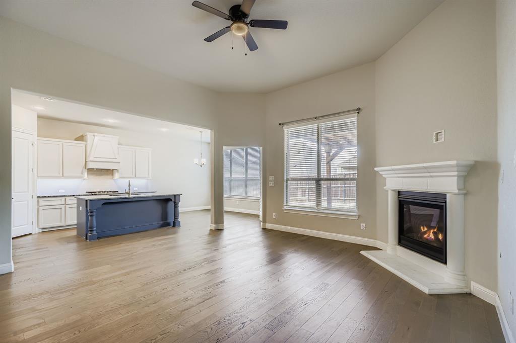 932 Hunters Creek Drive Property Photo 12