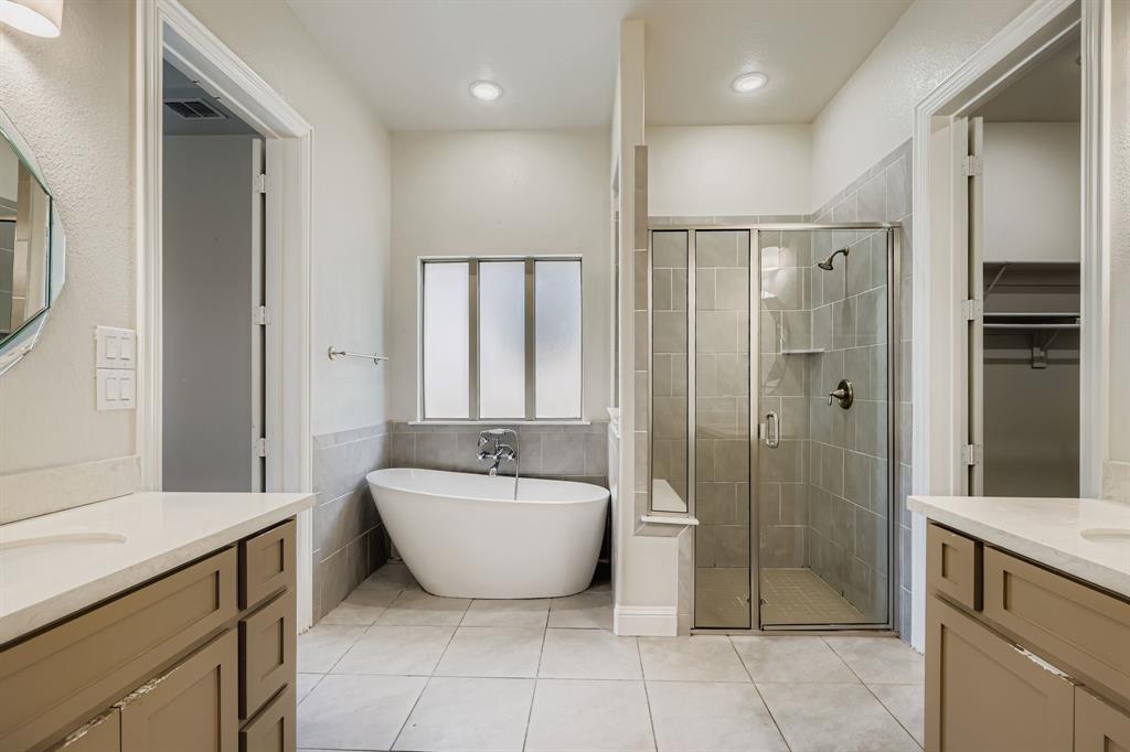 932 Hunters Creek Drive Property Photo 19
