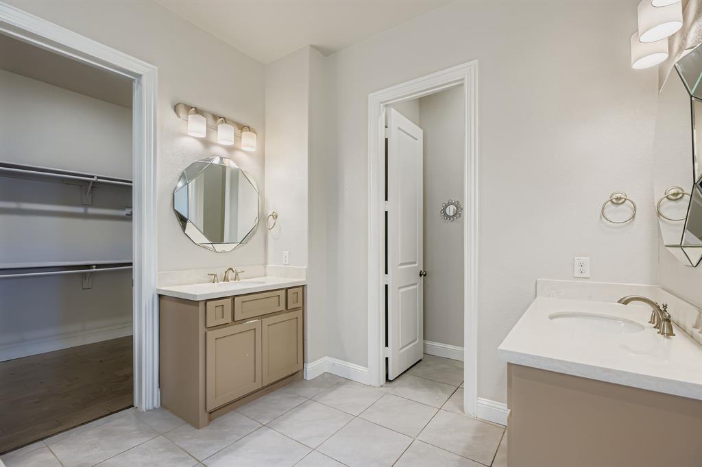 932 Hunters Creek Drive Property Photo 21
