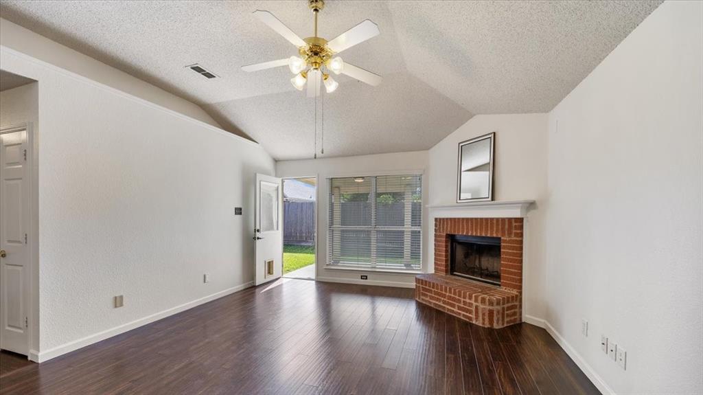 2533 Concina Way Property Photo 9
