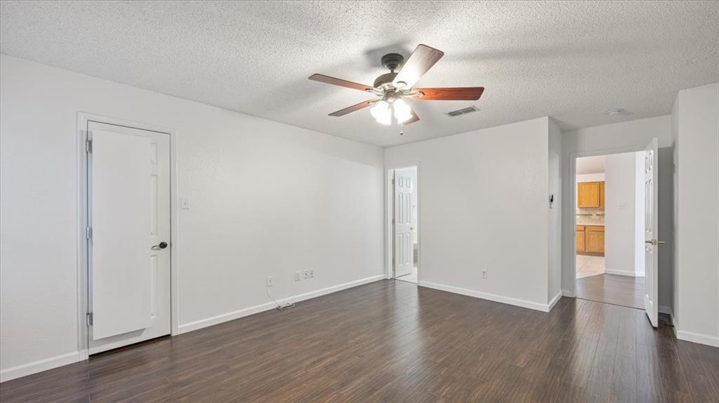 2533 Concina Way Property Photo 13