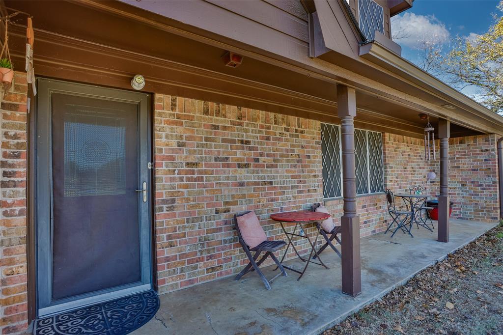 300 Thompson Street Property Photo 3