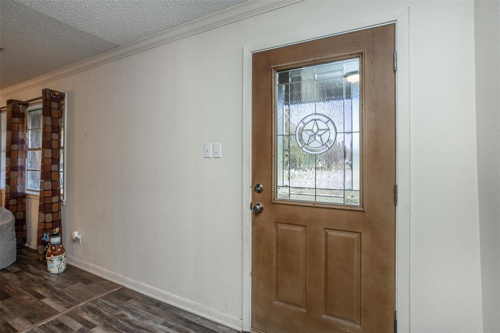 300 Thompson Street Property Photo 6
