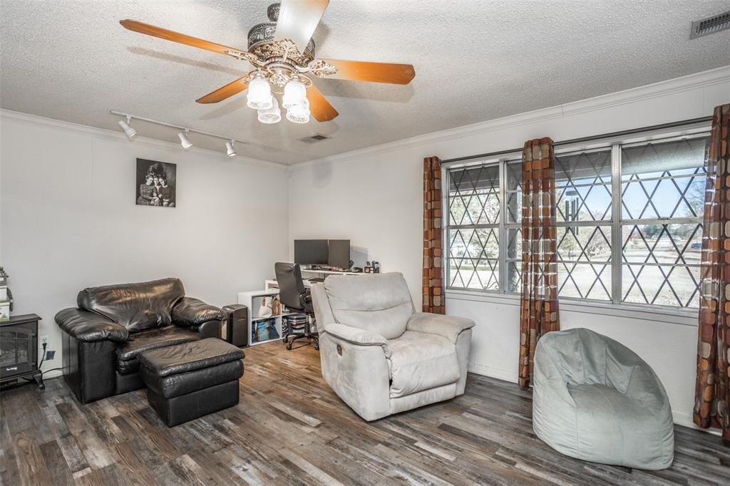 300 Thompson Street Property Photo 8